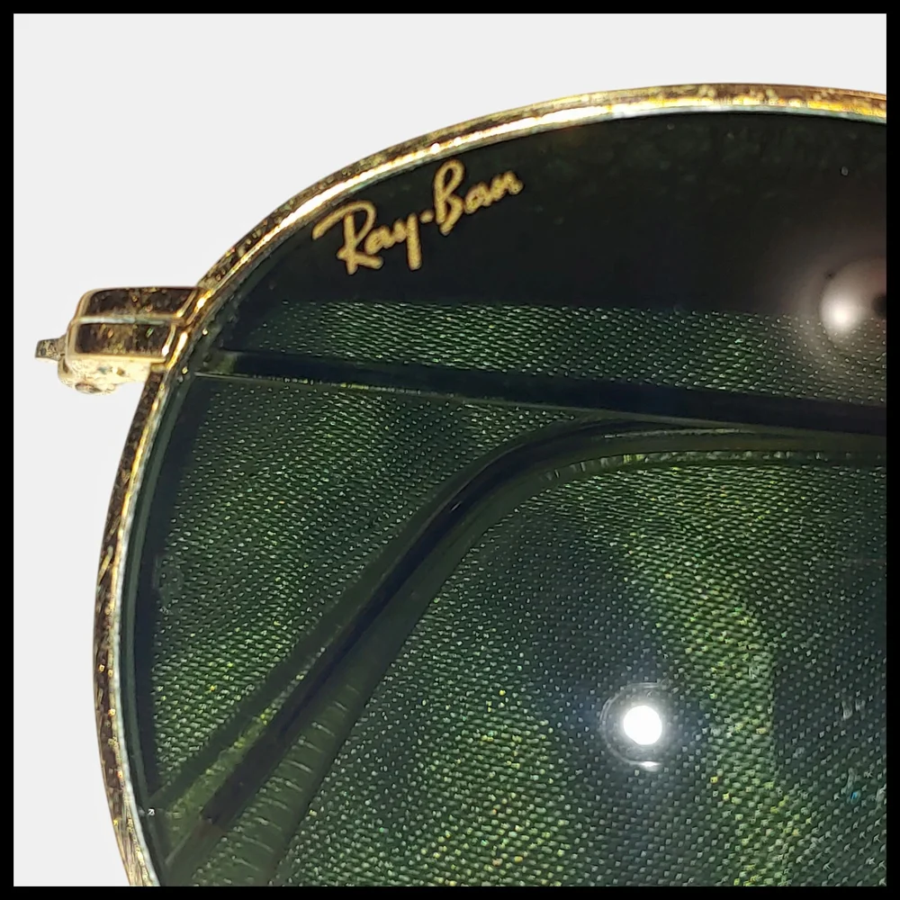 Ray-Ban Round Metal Sunglasses in Gold with Dark Green Lenses